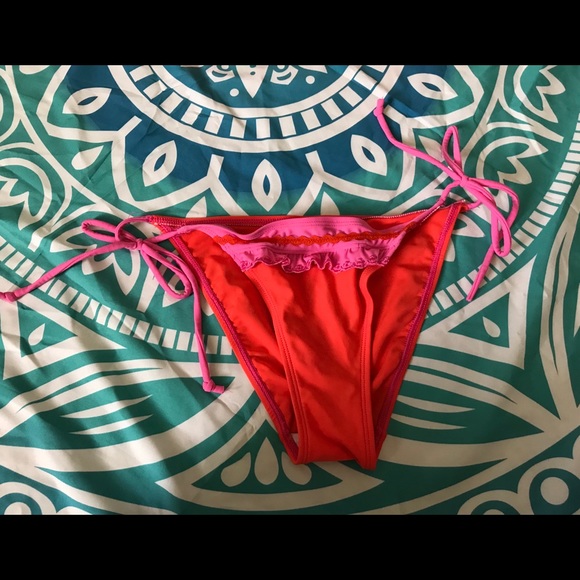 Xoxo Women’s Bikini - Picture 2 of 3